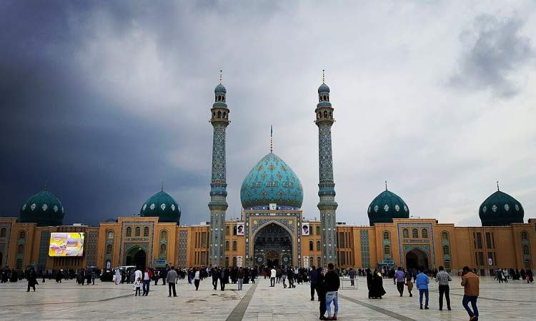 مسجد جمکران ۱۰۷۲ ساله شد