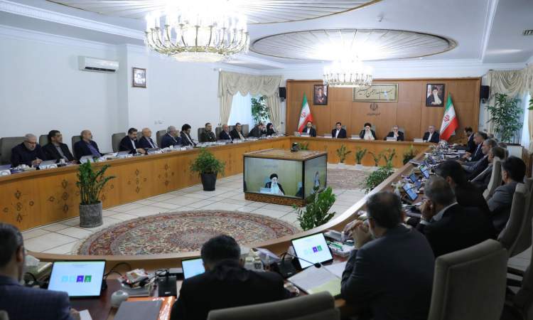 دستور رئیس جمهور برای رفع موانع تامین مالی بخش تولید
