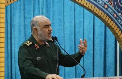 سرلشکر سلامی: شکوه خیزش ملت مشعل‌های فتنه‌ دشمن را خاموش کرد