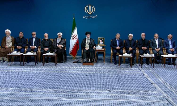 دیدار رئیس‌جمهور و اعضای هیئت دولت با رهبر انقلاب