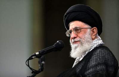 رهبر معظم انقلاب: انقلاب اسلامی ایران دنیای غرب را غافلگیر کرد