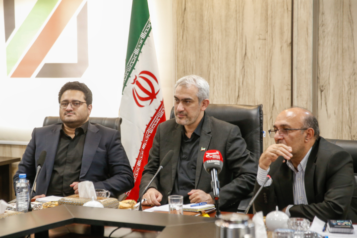 وزیر اقتصاد: صندوق بیمه جبران خسارت تشکیل می شود