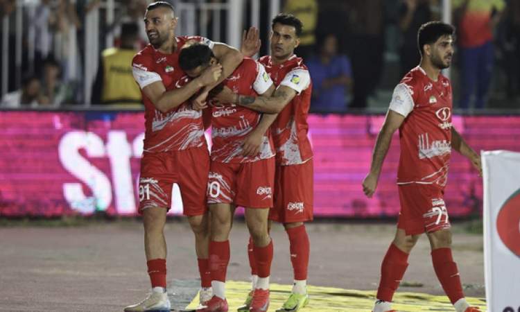 ۲ مربی خارجی پرسپولیسی می‌شوند