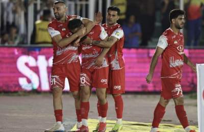 ۲ مربی خارجی پرسپولیسی می‌شوند