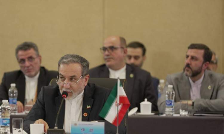 عراقچی: شانگهای می‌تواند نقش مرکزی در مقابله با تروریسم دولتی و تجاوز نظامی داشته باشد