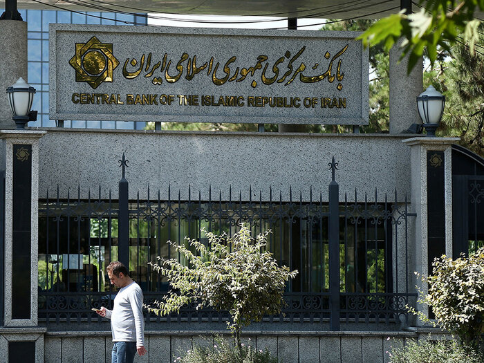 تقویت تاب‌آوری اقتصاد با افزایش ذخایر طلا/ بازار با اجرای بسته حمایتی دولت آرام شد