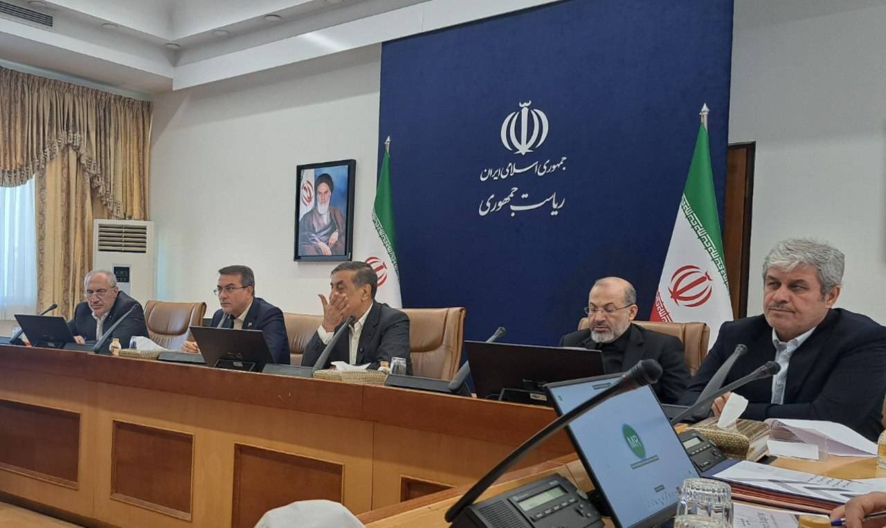 نخستین نشست کارگروه نظام پرداخت حقوق کارکنان دولت مبتنی بر عملکرد تشکیل شد