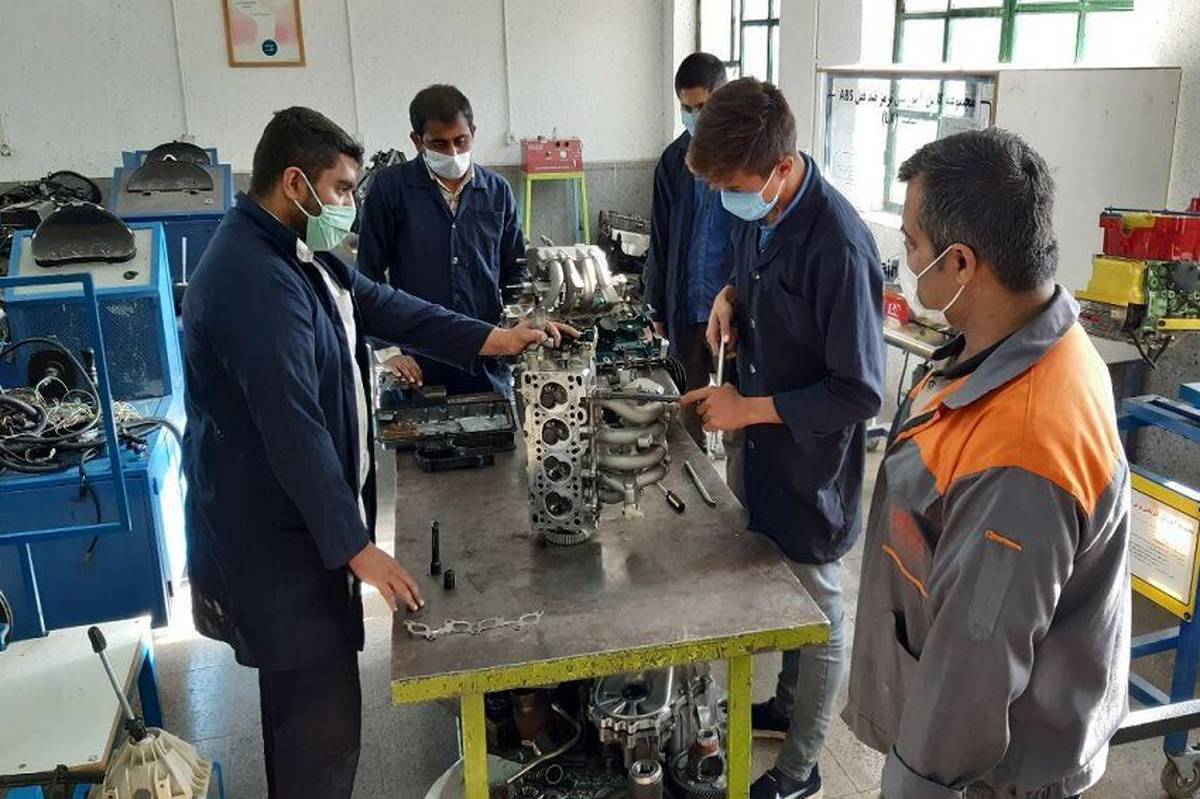 کمبود نیروی کار متخصص، نتیجه گسست میان آموزش و صنعت