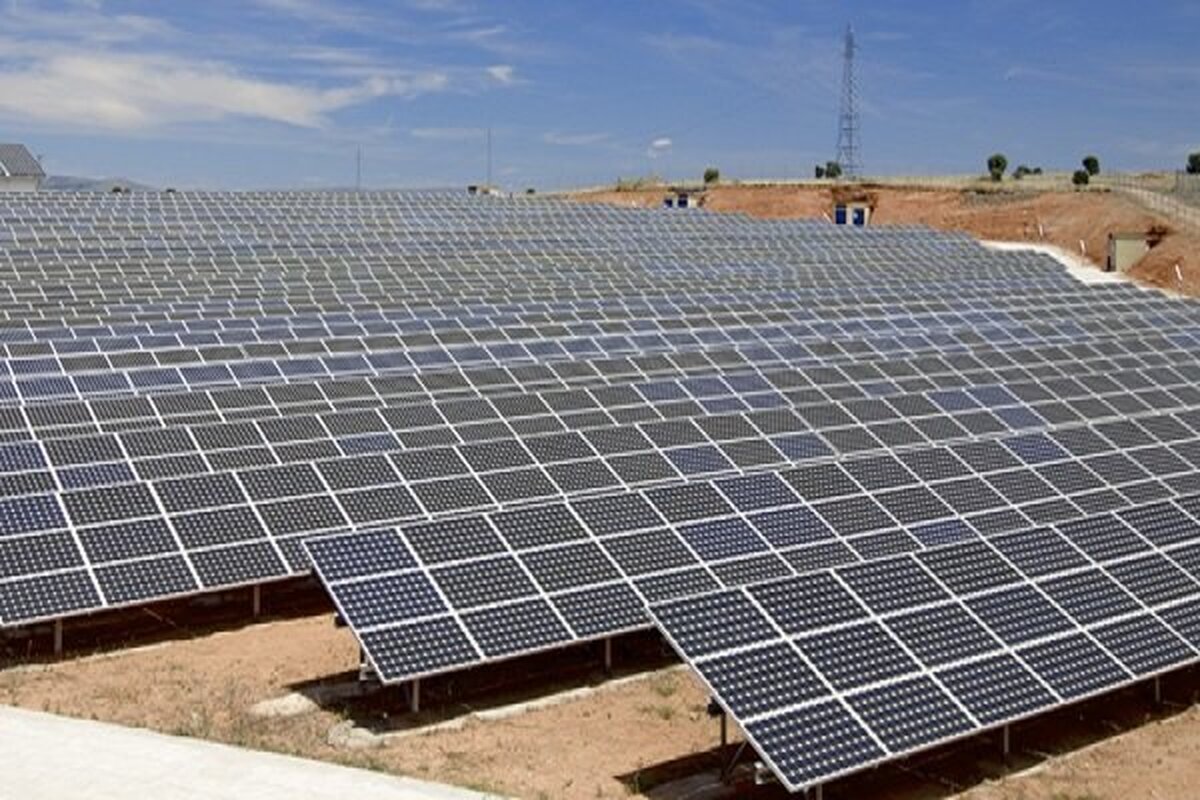 ۶۰۰ مگاوات نیروگاه خورشیدی تا پایان پیک وارد مدار می شود