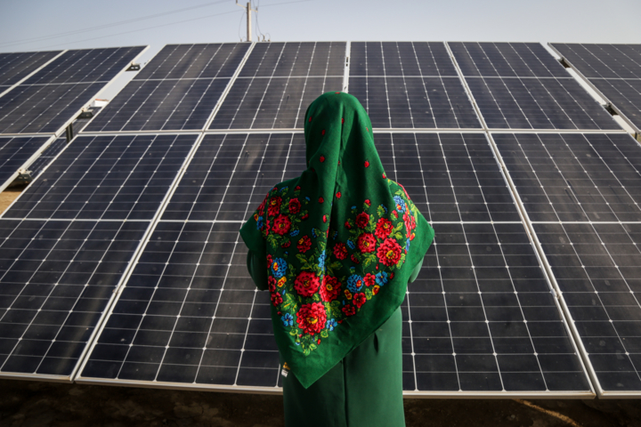 هنوز ظرفیت قابل توجهی از برق خورشیدی در بخش اداری نصب نشده‌است