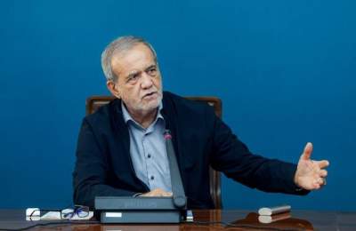 پزشکیان:کشورهای اسلامی باید همچون یک پیکر واحد در مسیر صلح گام بردارند