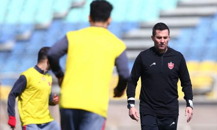 «اوسمار ویه‌را» سرمربی پرسپولیس شد؛ هاشمیان در انتظار تصمیم باشگاه