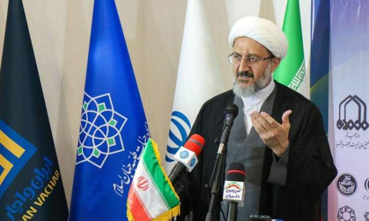 علما الگوی حیات طیبه در عصر خود هستند