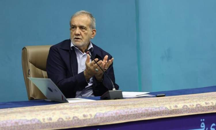 تاکید پزشکیان بر تسریع در جمع‌آوری گازهای مشعل/ حتی یک روز تعلل نکنید