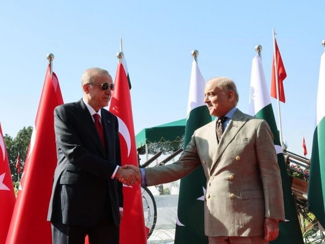 ازسرگیری فعالیت قطار باری پاکستان و ترکیه از مسیر ایران