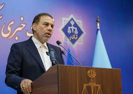 جهانگیر: دشمن از همه قوانین بین‌المللی گریزان است