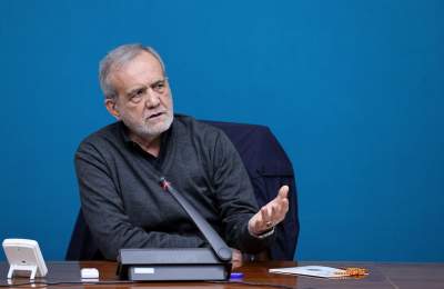 پزشکیان:مشکل انرژی با صرفه جویی حل می‌شود/ ضرورت تقویت روحیه همکاری، ایثار و فداکاری