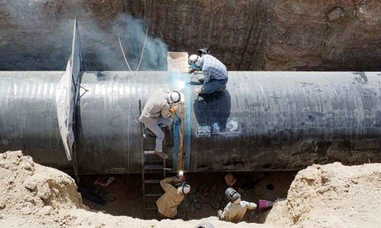 افتتاح طرح انتقال آب دریای عمان به فلات مرکزی با دستور پزشکیان/غلبه بربحران آب با کار علمی