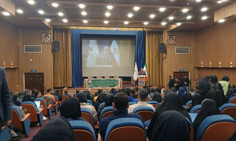 رئیس دانشگاه تربیت مدرس: دانشجو باید برای جامعه نسخه بنویسد