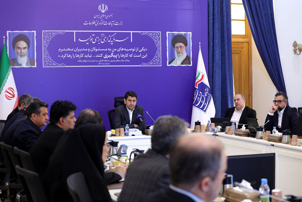 وزیر ارتباطات: شبکه ملی اطلاعات به ارتقای حکمرانی فضای مجازی کمک می کند وزیر ارتباطات: شبکه ملی اطلاعات به ارتقای حکمرانی فضای مجازی کمک می کند