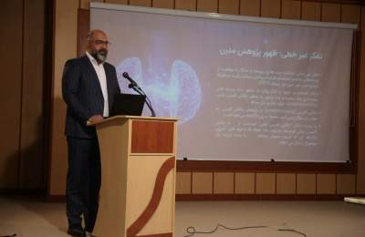 گذار از تفکر خطی به تفکر غیرخطی، شرط پژوهش مدرن و حل مسائل پیچیده است