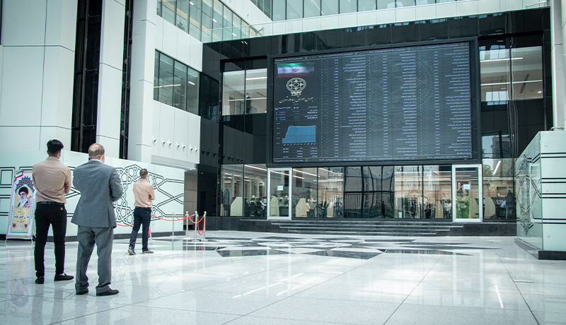 بازگشت بورس از لبه پرتگاه | شاخص کل مثبت شد | شاخص هم وزن عقب ماند