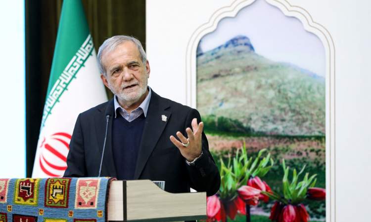 پزشکیان:اگر حرف حق را بپذیریم،جایی برای اختلاف نمی ماند/ سیاست بدون عدالت محکوم به مرگ است