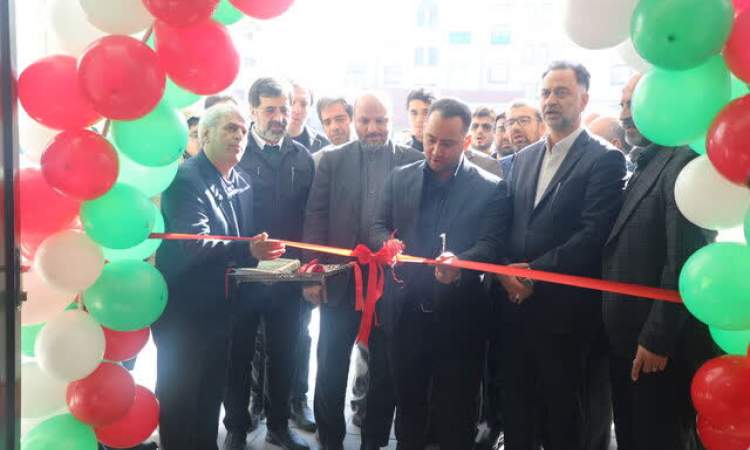 تجلیل از خیر مدرسه ساز نمونه کشور در قم