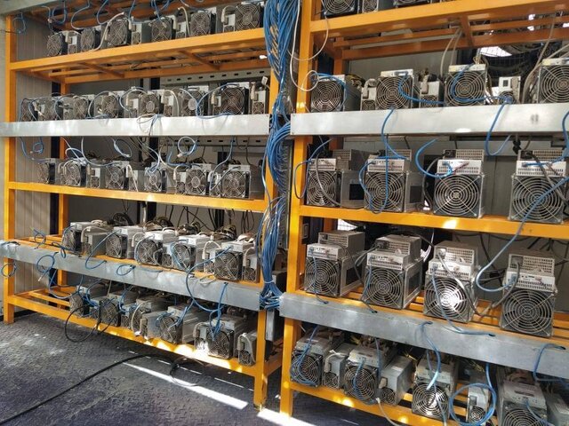 کشف هر ماینر، برق ۱۰ خانوار مسکونی را به شبکه بازمیگرداند کشف هر ماینر، برق ۱۰ خانوار مسکونی را به شبکه بازمیگرداند