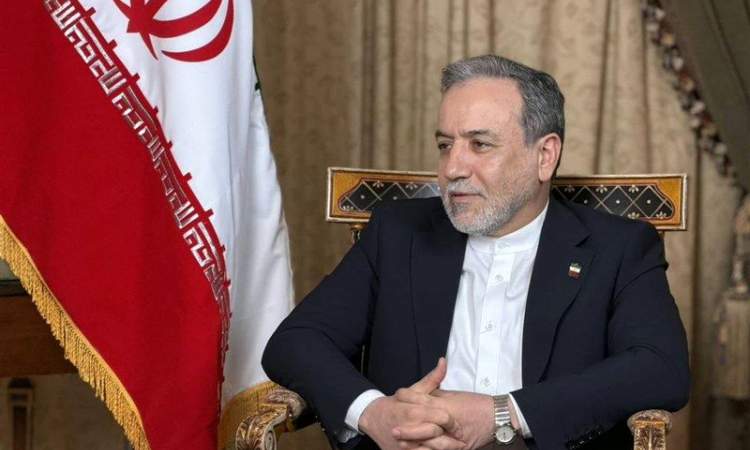 عراقچی: وضعیت نظامی و دفاعی ما بسیار بهتر از گذشته است | نقاط ضعف‌های امنیتی‌مان را رفع کردیم | در جنگ 12 روزه از نظر تاکتیکی غافلگیر شدیم | آمادگی کامل برای جنگ به معنی خواستن جنگ نیست