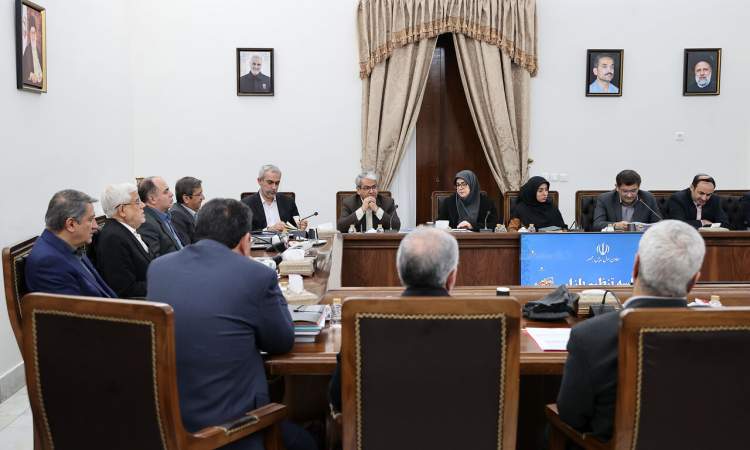 تشکر معاون اول رئیس‌جمهور از حمایت‌های رهبر انقلاب/دولت بر تحقق مطالبات مردم مصمم است