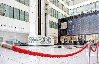 پایان 4 ماه روند صعودی در بورس؟ | بازار سهام دست به عصا شد