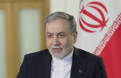 عراقچی: هنر در شرایط پیچیده سیاسی ارتباط میان ملت‌ها را حفظ می‌کند