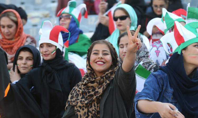 اولین حضور بانوان در لیگ برتر در نیم فصل دوم