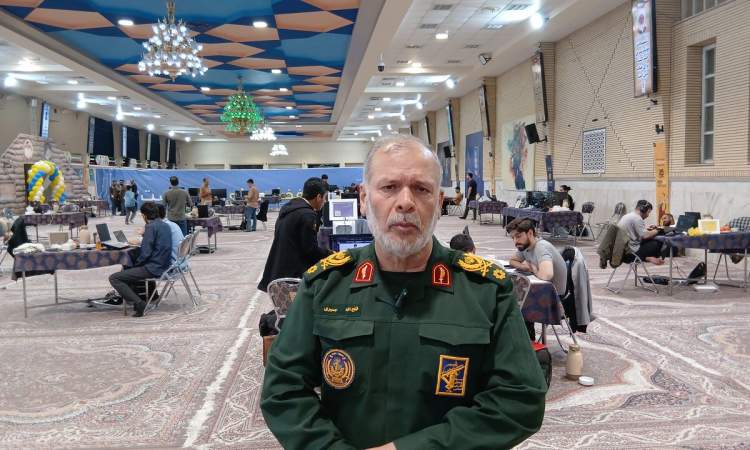 رویداد قم پلاس خدمتی به جوانان است