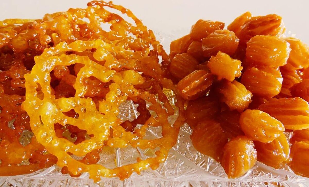 افت ۵۰ درصدی فروش زولبیا و بامیه به دلیل افزایش قیمت