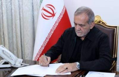 پزشکیان: فقدان لاریجانی عزیز تلخ است ولی پایمردی مردم کام جنایتکاران را تلخ‌تر می‌کند