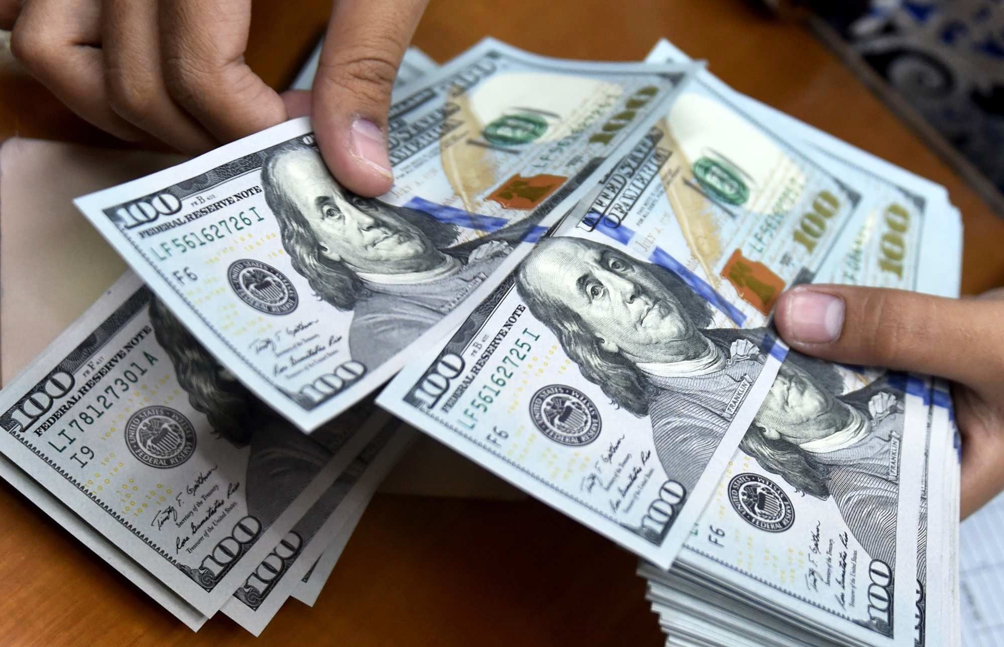 قیمت دلار امروز چهارشنبه ۲۷ اسفند ۱۴۰۴/کاهش قیمت دلار