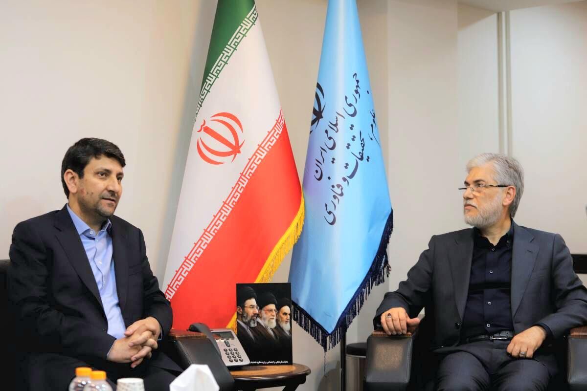 وزیر ارتباطات: تقویت تاب آوری دانشگاهها در پشتیبانی از زیرساخت های ارتباطی ضروری است وزیر ارتباطات: تقویت تاب آوری دانشگاهها در پشتیبانی از زیرساخت های ارتباطی ضروری است