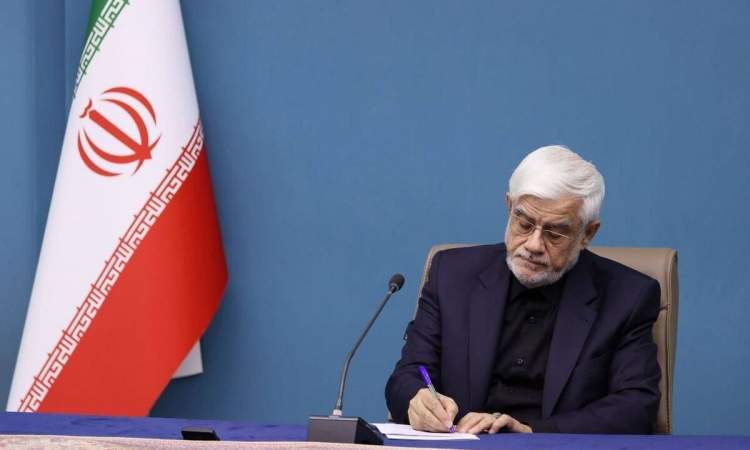 عارف: معلم، فرمانده میدان «امیدآفرینی» در جنگ تحمیلی سوم است