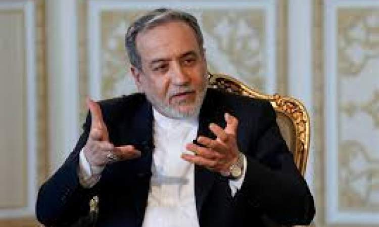 عراقچی: همه نشانه‌ها حاکی از وقوع جنگ حتی پیش از مذاکرات ژنو بود | برای هر فرمانده تا پنج سطح جانشین تعیین شده بود | هرگونه تصمیم درباره مدیریت تنگه هرمز باید کاملاً مطابق با قوانین بین‌المللی باشد