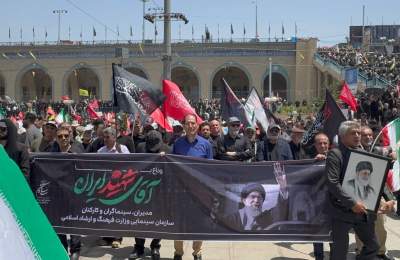 حضور سینماگران در مراسم وداع با پیکر رهبر شهید