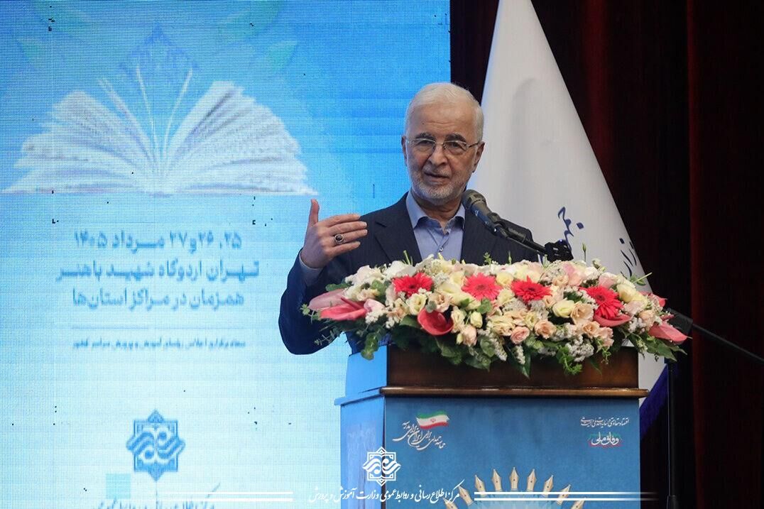 وزیر کشور: آموزش و پرورش مهمترین بستر ساخت آینده کشور است وزیر کشور: آموزش و پرورش مهمترین بستر ساخت آینده کشور است