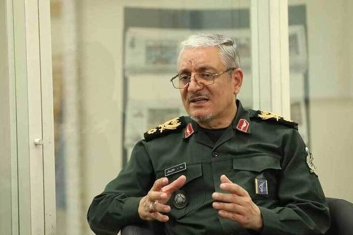 دفاع مقدس الگوی مشارکت مردم در اداره کشور است دفاع مقدس الگوی مشارکت مردم در اداره کشور است