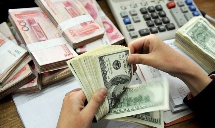 از ۵۰۰ میلیون دلار ارز عرضه شده در بانک‌ها چقدر فروش رفت؟
