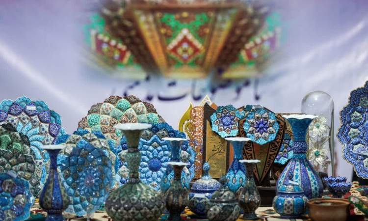 نخستین نمایشگاه ملی منطقه ای صنایع دستی و هنرهای سنتی در قم افتتاح شد