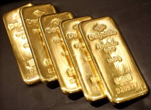 کاهش ملایم قیمت طلا در بازار جهانی