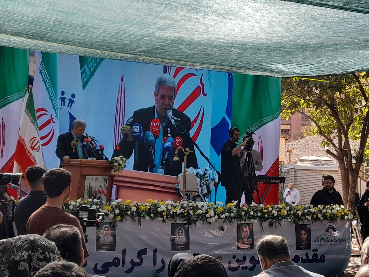 وجود ۱۹ شهر دوستدار انسان در کشور/ تشویق ۲ میلیونی برای بازگشت به تحصیل